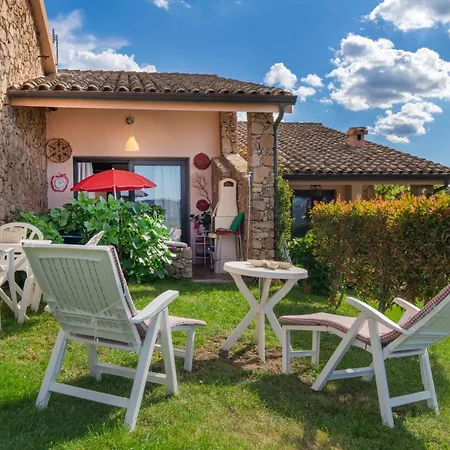 Coda Cavallo Villaggio Cala Paradiso Villino C4 Ferienhaus San Teodoro (Sardinia)
